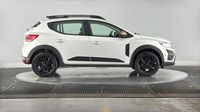 Dacia Sandero 1.0 ECO-G 100ch Stepway Extreme + -24 — photo 4