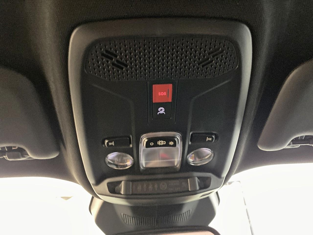 Peugeot 2008 hybrid 145 ch e-dcs6 allure — photo 19