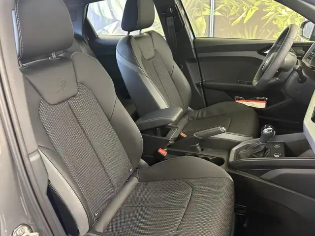 Audi A1 sportback 30 tfsi 116 ch s tronic 7 — photo 8