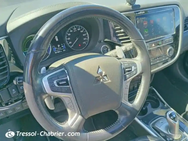 Mitsubishi Outlander 2.4l phev twin motor 4wd instyle — photo 12