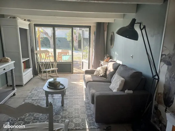 Location bail temporaire appartement meuble avec tesrrasse et parking