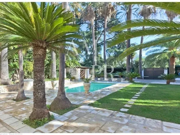 Villa Belle Epoque - Vente URGENTE - NEGOCIABLE.
