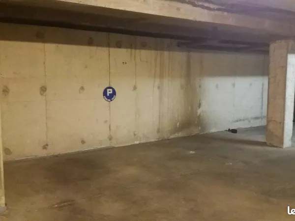 Parking couvert