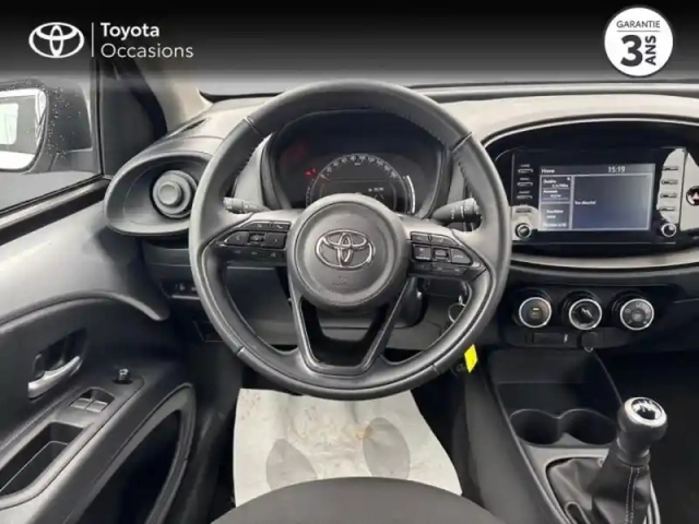 Toyota Aygo X 1.0 vvt-i 72ch dynamic my23 — photo 9
