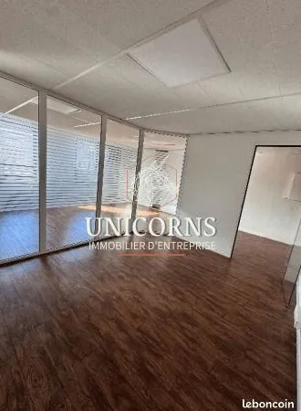 Bureaux 108 m²