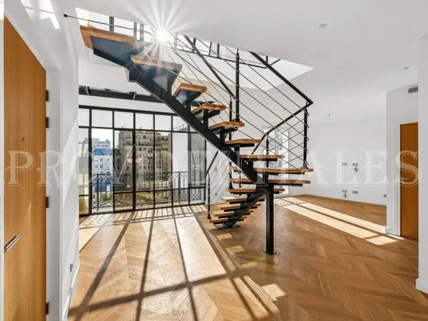 Duplex 6 pièces 178 m²