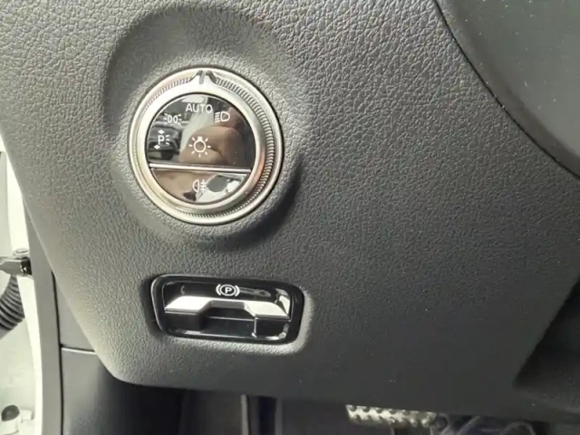 Mercedes Cle 220 d coupé — photo 40