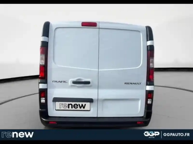 Renault Trafic fg l1h1 2t8 2.0 blue dci 130ch confort e6e — photo 4