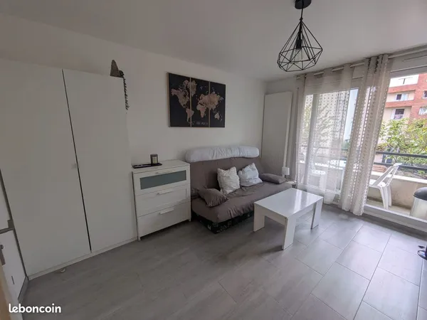 Location studio Evry 25m2