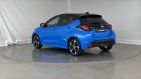 Toyota Yaris 130h Première 5p MC24 — photo 8