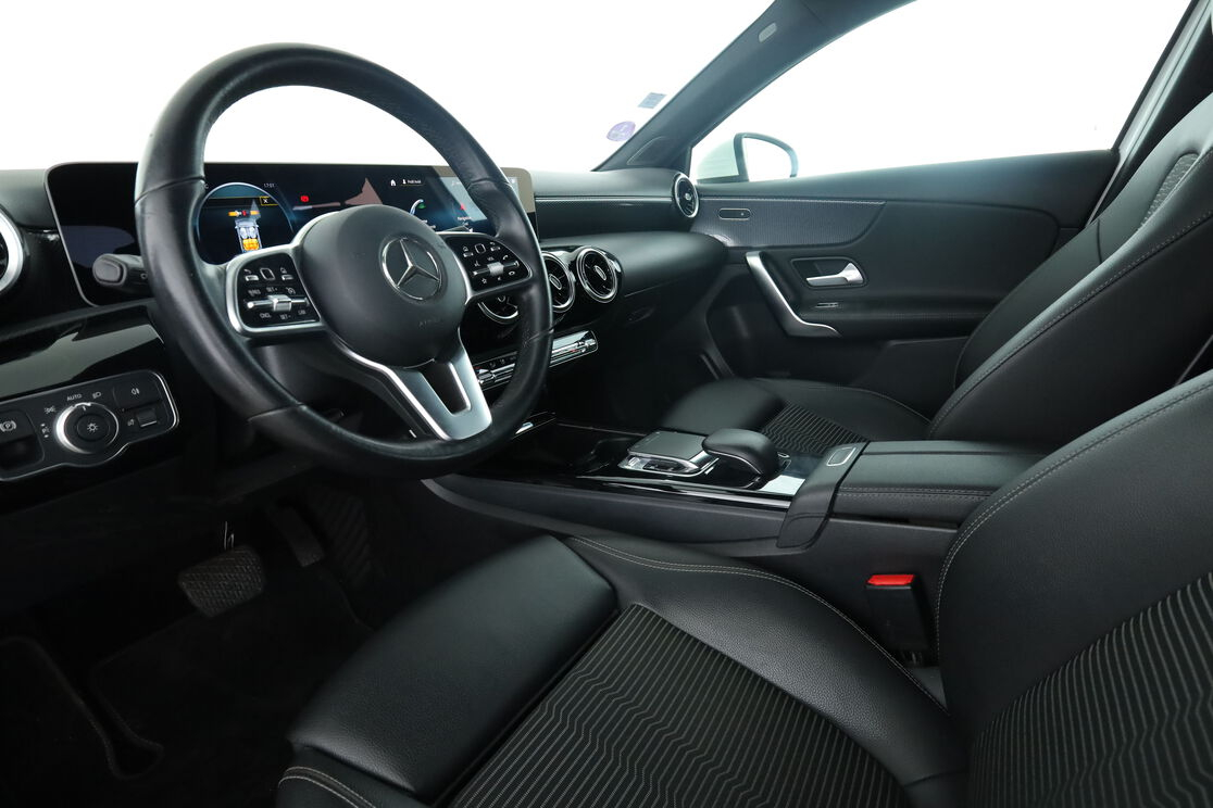 Mercedes-Benz Classe A 200 7G-DCT — photo 10