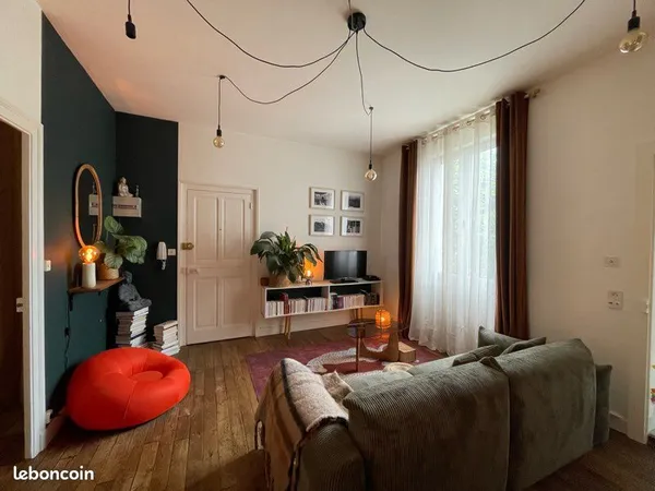 Rare à limoges - superbe 2 pièces de charme dans maison de maître