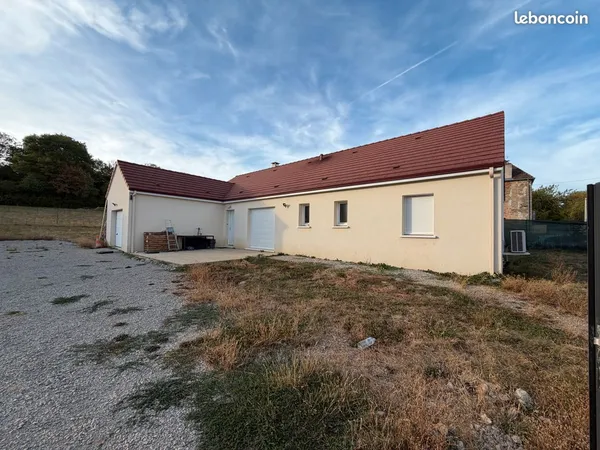 Maison récente de plain-pied de 110 m²