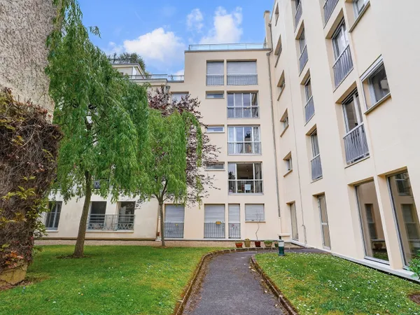 Versailles Rue de Montreuil Appartement familial 124,38 m²