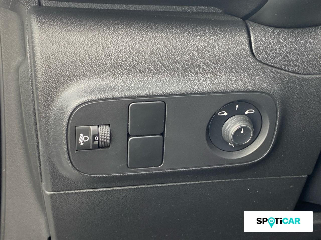 Citroën C3 1.2 puretech 83ch s&s shine — photo 19