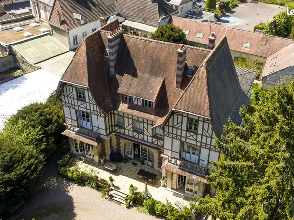 Propriété 21 pièces 920 m²