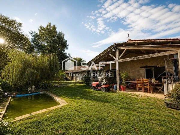 Maison de caractère 213 m² avec piscine et terrain de 3000 m²
