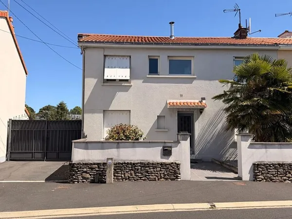 Maison à Cholet 7 piéces a 160m²