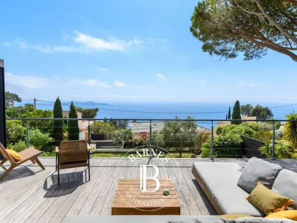 Carqueiranne - Propriété avec vue mer panoramique