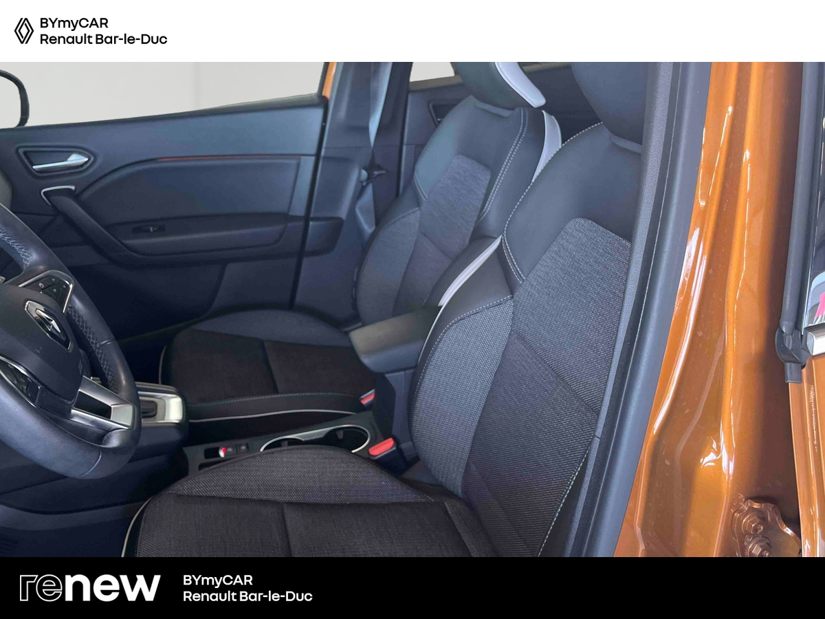 Renault Captur TCe 130 EDC FAP — photo 11