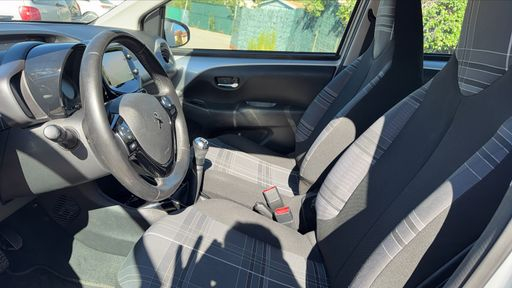 Peugeot 108 1.2 PureTech 82 - Allure – 2017 – 44403 km – Essence – Boîte Manuelle — photo 34