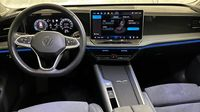 Volkswagen Passat Sw 1.5 eTSI 150ch Life Plus DSG7 — photo 11