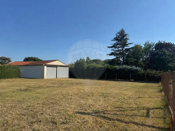 Terrain à vendre