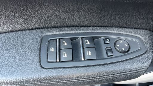 BMW Serie 1 118d 150 BVA - M Sport Ultimate – 2019 – 119151 km – Diesel – Boîte Automatique — photo 5