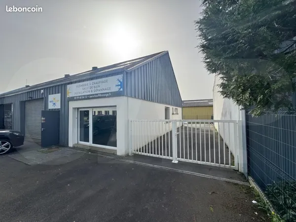 Local 230 m²