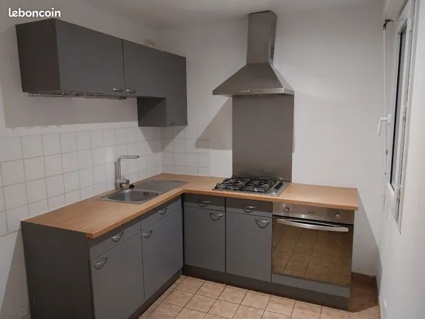 Bel appartement dans résidence au calme