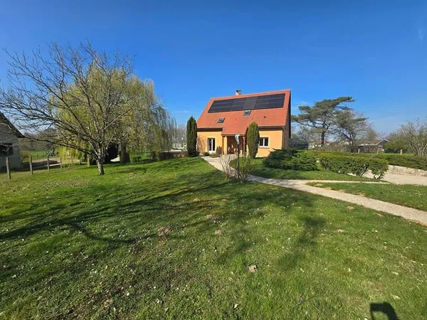 Maison récente 160m2 avec prestations de qualité dans un environnement privilégié