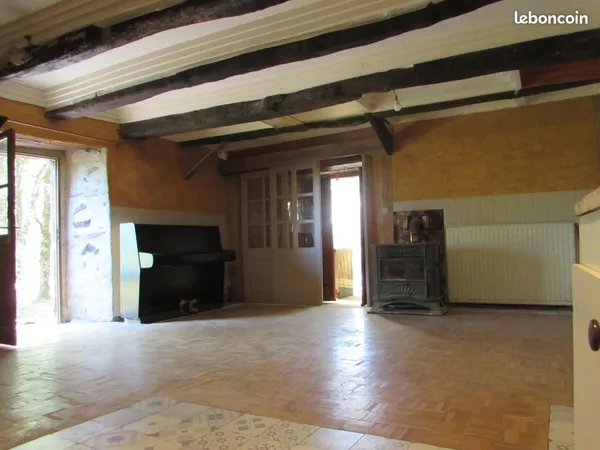 Authentique maison de pays sur parc arboré