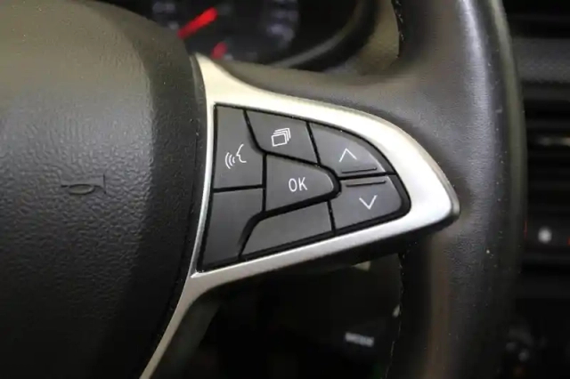 Dacia Sandero tce 90 - 22 — photo 17