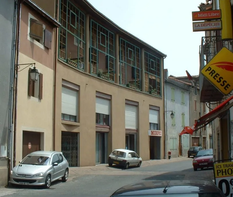 Photo 1