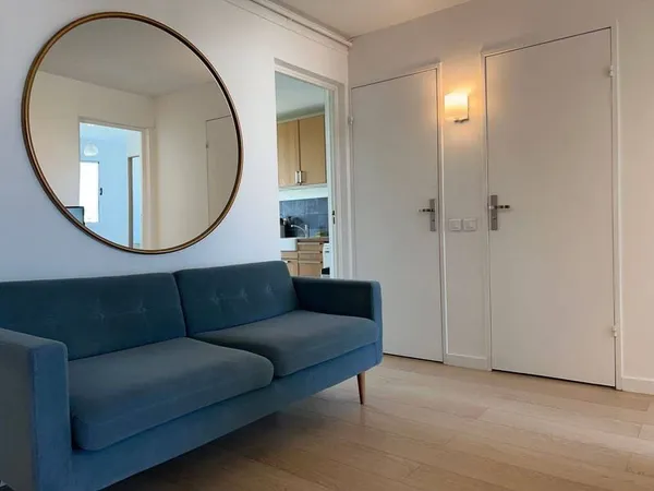 Appartement 4 pièces 11 m²