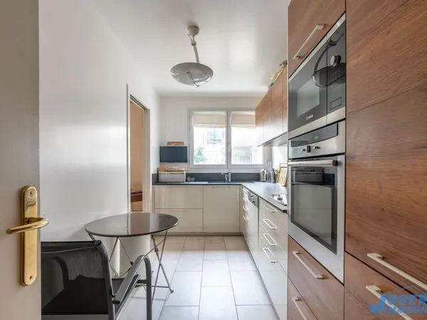 Appartement 4 pièces 97 m²