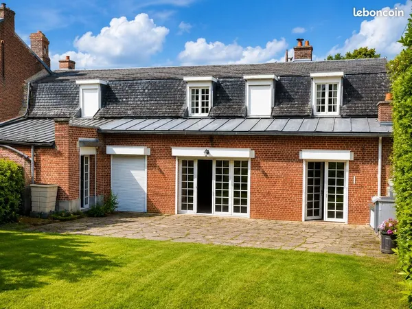 Maison 7 pièces 180 m²