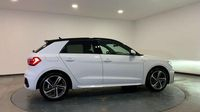 Audi A1 Sportback 30 TFSI 116ch S line S tronic 7 — photo 8