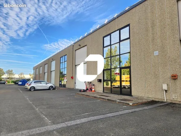 Local d'activité 1 314 m²
