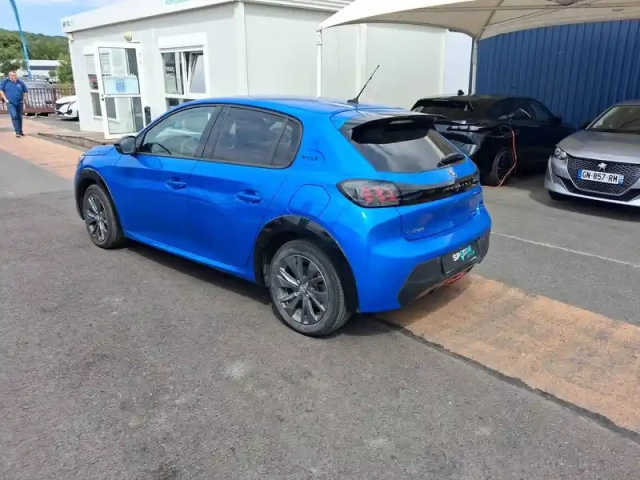 Peugeot 208 electrique 50 kwh 136ch — photo 7