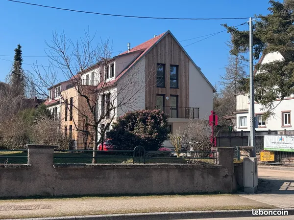 Spacieux Appartement 4 Pièces Neuf avec Terrasse & Jardin privatif