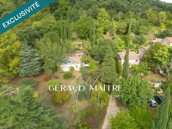 Propriété avec gîtes sur 2 hectares