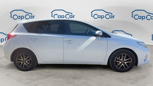 Toyota Auris 1.4 D-4D 90 - Business – 2015 – 149965 km – Diesel – Boîte Manuelle — photo 16