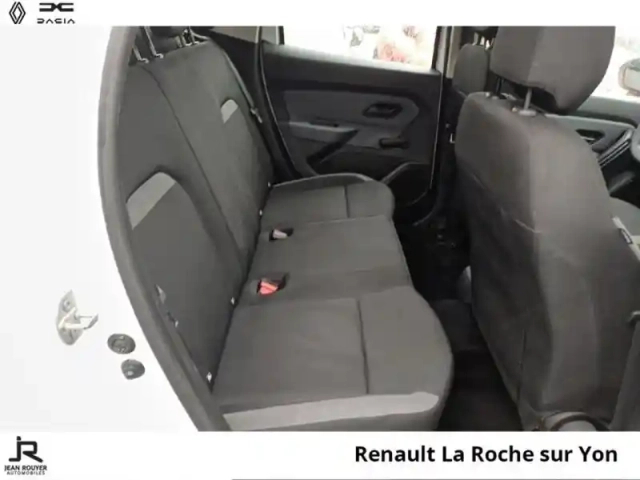 Dacia Duster 1.0 tce 90ch essentiel 4x2 - e6u — photo 15