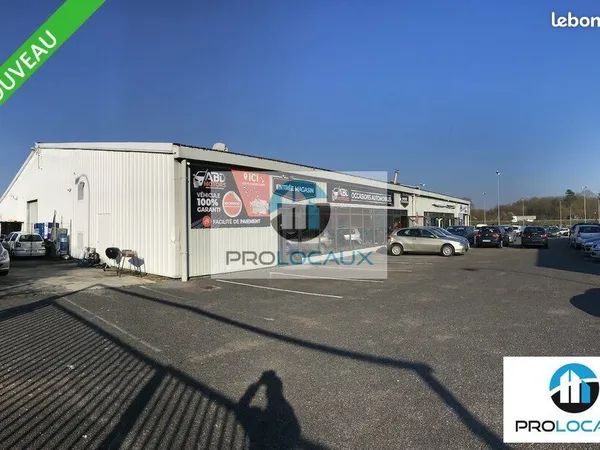 Local commercial 173 m² SENLIS