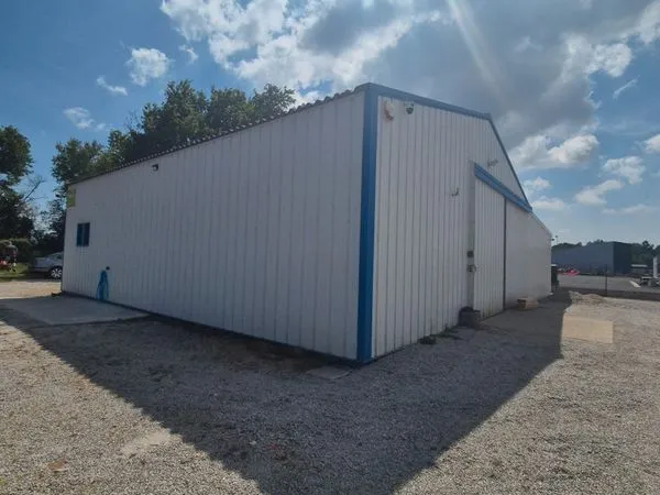 Location Bâtiment Artisanal