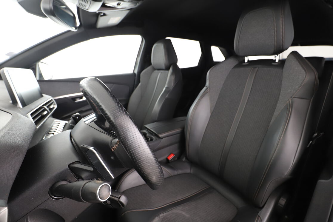 Peugeot 3008 1.6 THP GT Line EAT6 — photo 9