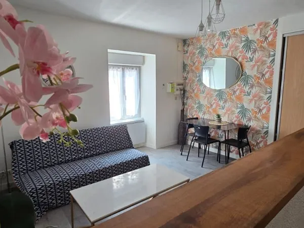 T2 meublé - 40 m² - 1er étage ✨ Rue calme - Toutes commodités à proximité