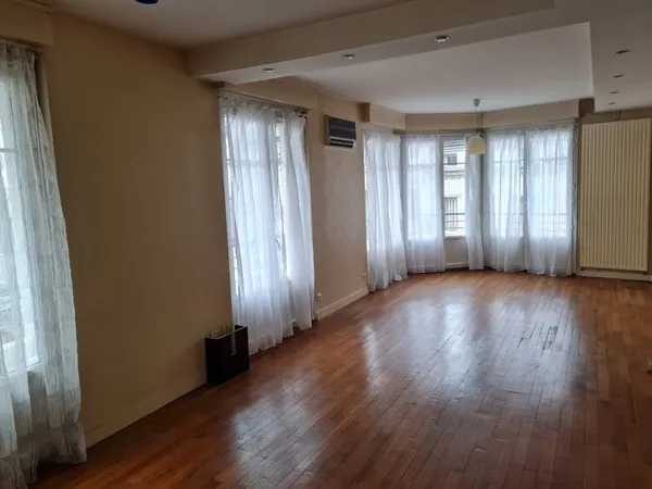 Appartement 4 pièces 81 m²