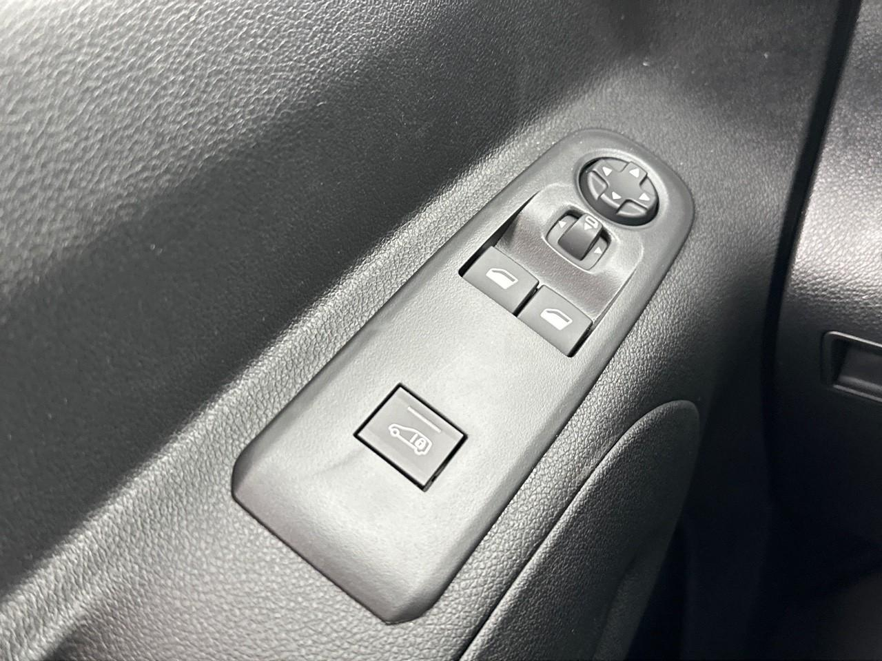 Citroën Berlingo van m diesel 100 ch manuelle — photo 15
